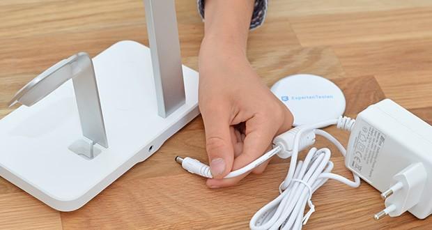 ESR HaloLock 3-in-1 Kabelloses Ladegerät mit CryoBoost im Test - Adapter mit 1,5 m langem Kabel im Lieferumfang enthalten