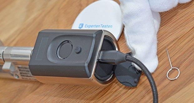 Welock Fingerprint Smart Lock Elektronisches Türschloss Zylinder Touch41 im Test - wenn die Batterie leer ist, können Sie die USB-Powerbank zum Entriegeln verwenden