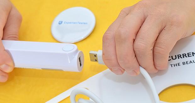 CurrentBody Skin LED Lichttherapie Maske im Test - 95 % der Anwender gaben an, dass sich ihr Hautton, ihre Textur, Festigkeit und Straffheit nach der Anwendung verbessert haben