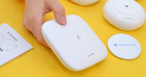X-Sense Smart Home Wasser-Sensor-Alarm im Test - Basisstation sorgt für eine stabile Verbindung zwischen allen Überschwemmungssensoren; Übertragungsreichweite von 500 m