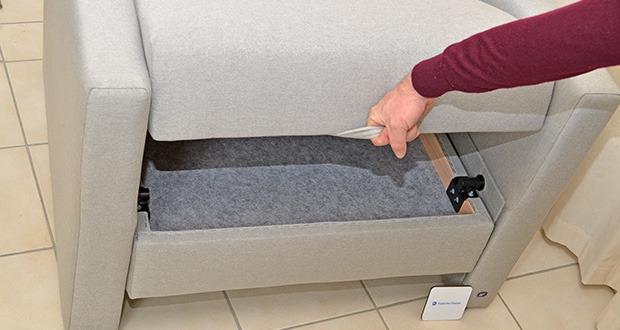 Bruno Schlafsessel 70x200cm im Test - der Klappmechanismus des Bruno Schlafsessels ist praktisch und unkompliziert