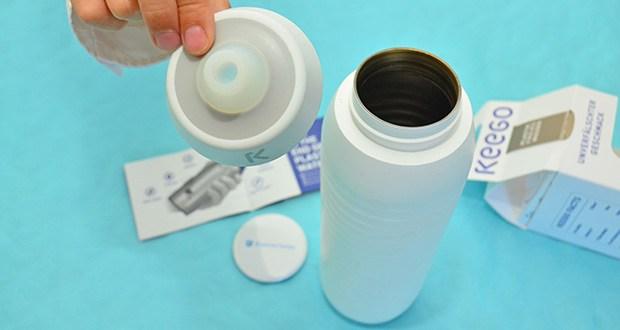 KEEGO Elastisches Titan Trinklasche 750ml weiß im Test - Reinigung im Handumdrehen: Ein einfaches Ausspülen genügt