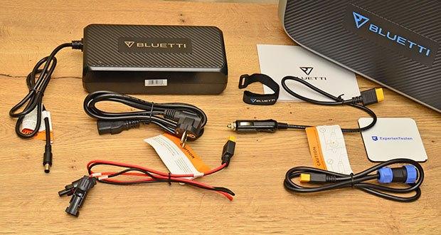 BLUETTI AC200P Solaranlage mit PV350 Stromgenerator Solar-Kit im Test - Kabelzubehör & duales Netzteil für effizientes Aufladen