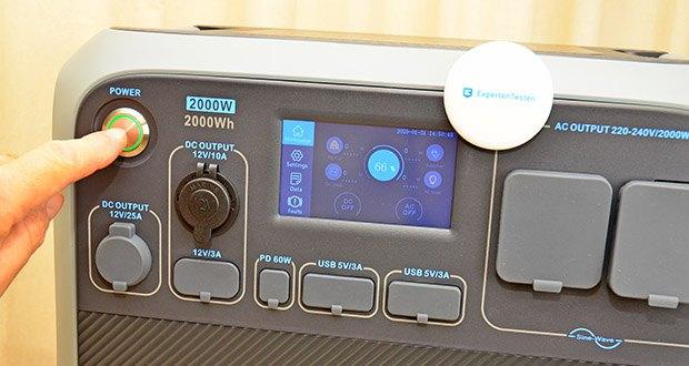 BLUETTI AC200P Solaranlage mit PV350 Stromgenerator Solar-Kit im Test - Intelligenter LCD-Touchscreen für Benutzerfreundlichkeit