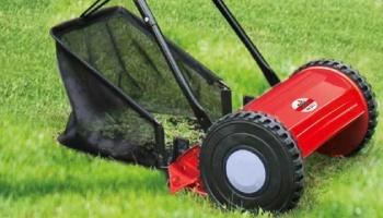 7 Kaufkriterien für Handrasenmäher im Test
