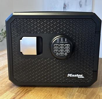 Käufergruppen in einem feuerfester Tresor Test Verschiedene Käufergruppen in einem feuerfester Tresor Test und Vergleich