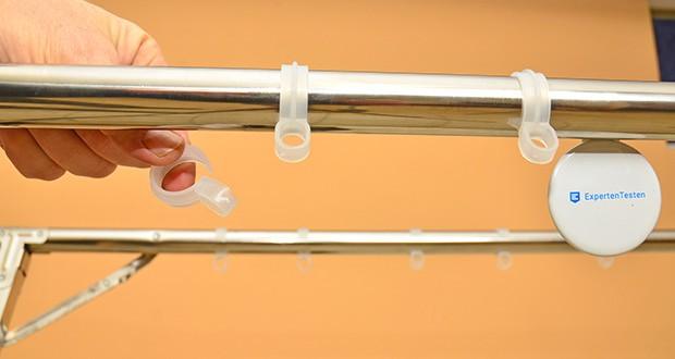 HeimGlück Kleiderständer mit Haken im Test - Mit praktischen Haken ausgestattet