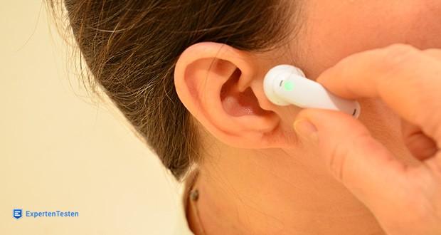 Timekettle WT2 Edge Sprachübersetzer Kopfhörer im Test - Komfortables Halb-in-Ear-Design