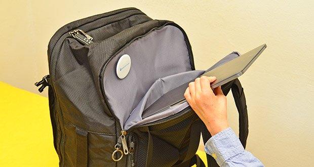 Inateck Handgepäck BP03007 Schwarz im Test - Für 17" Laptop & 12.9" iPad geeignet