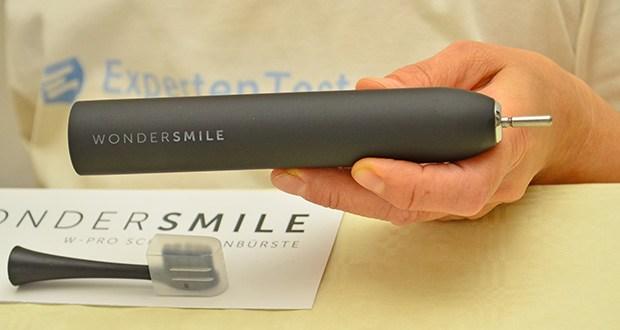 WonderSmile Schallzahnbürste W-Pro im Test - Leichtes Gewicht von nur 130 Gramm; Wasserdicht nach Schutzklasse IPX8