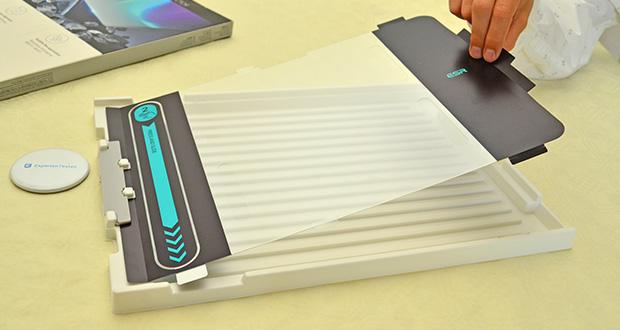 ESR Paper-Feel Magnetische Displayschutzfolie für iPad im Test - Schnell anbringbar und entfernbar