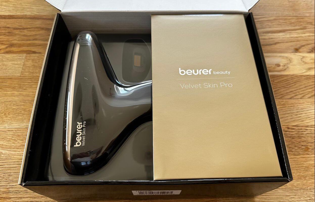 Material hochwertiger Kunststoff - Beurer IPL VelvetSkinPro Black