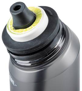 Verschieden Testkriterien in einem Trinkflasche mit Geschmack Test und Vergleich